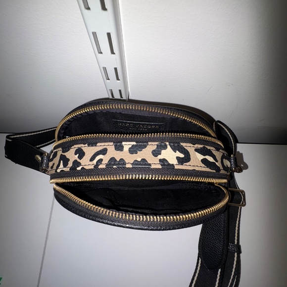 Crossbody bag - Picture 3 of 3